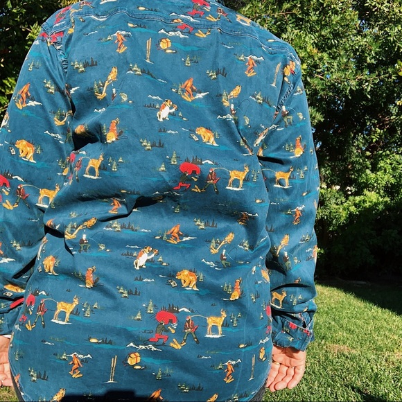 forest button down - Picture 4 of 7